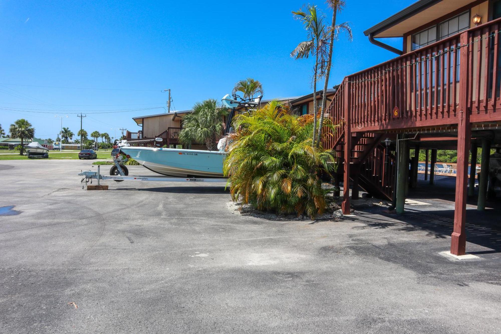 River Wilderness Waterfront Cabins Everglades City Eksteriør billede