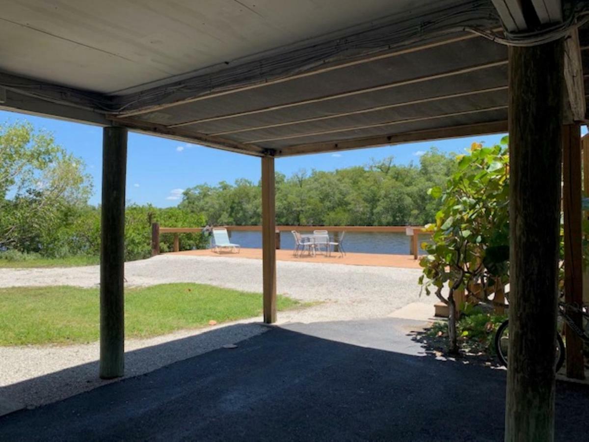 River Wilderness Waterfront Cabins Everglades City Eksteriør billede
