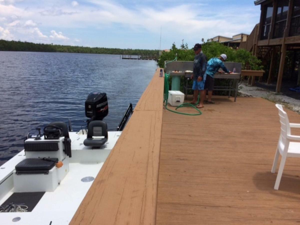 River Wilderness Waterfront Cabins Everglades City Eksteriør billede