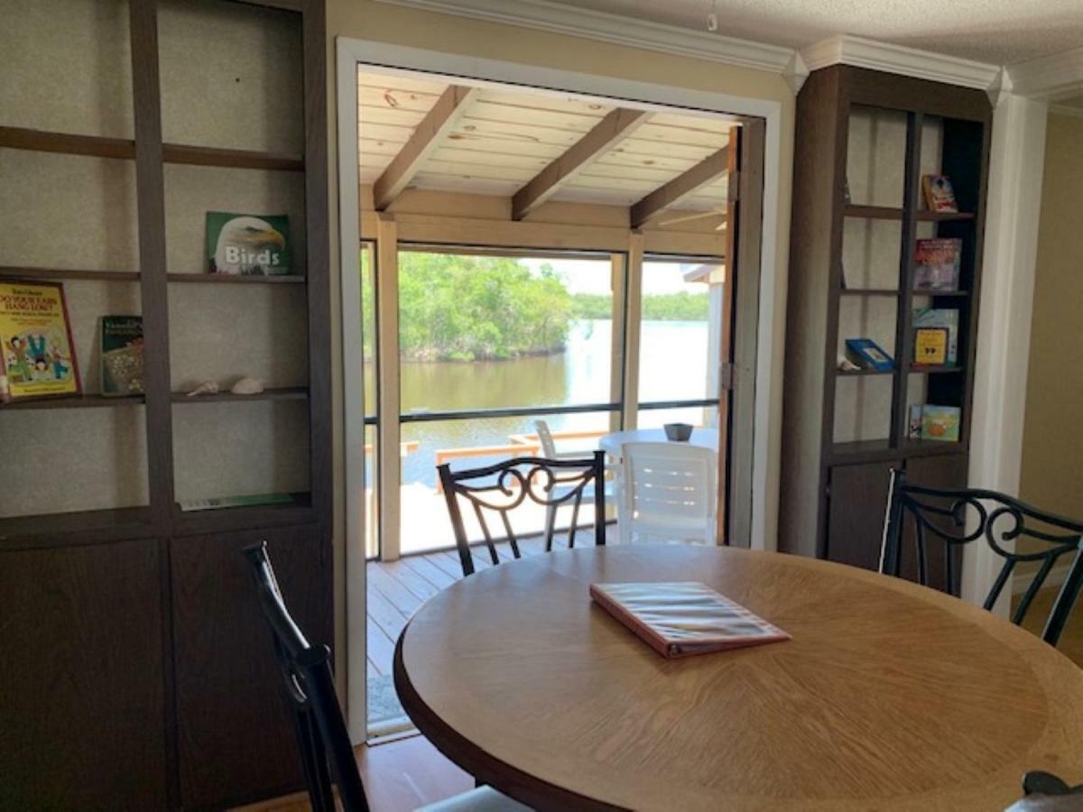 River Wilderness Waterfront Cabins Everglades City Eksteriør billede